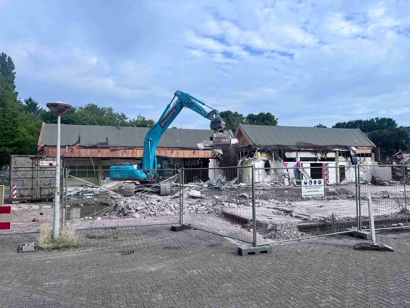 Start werkzaamheden winkelcentrum Parlevinker